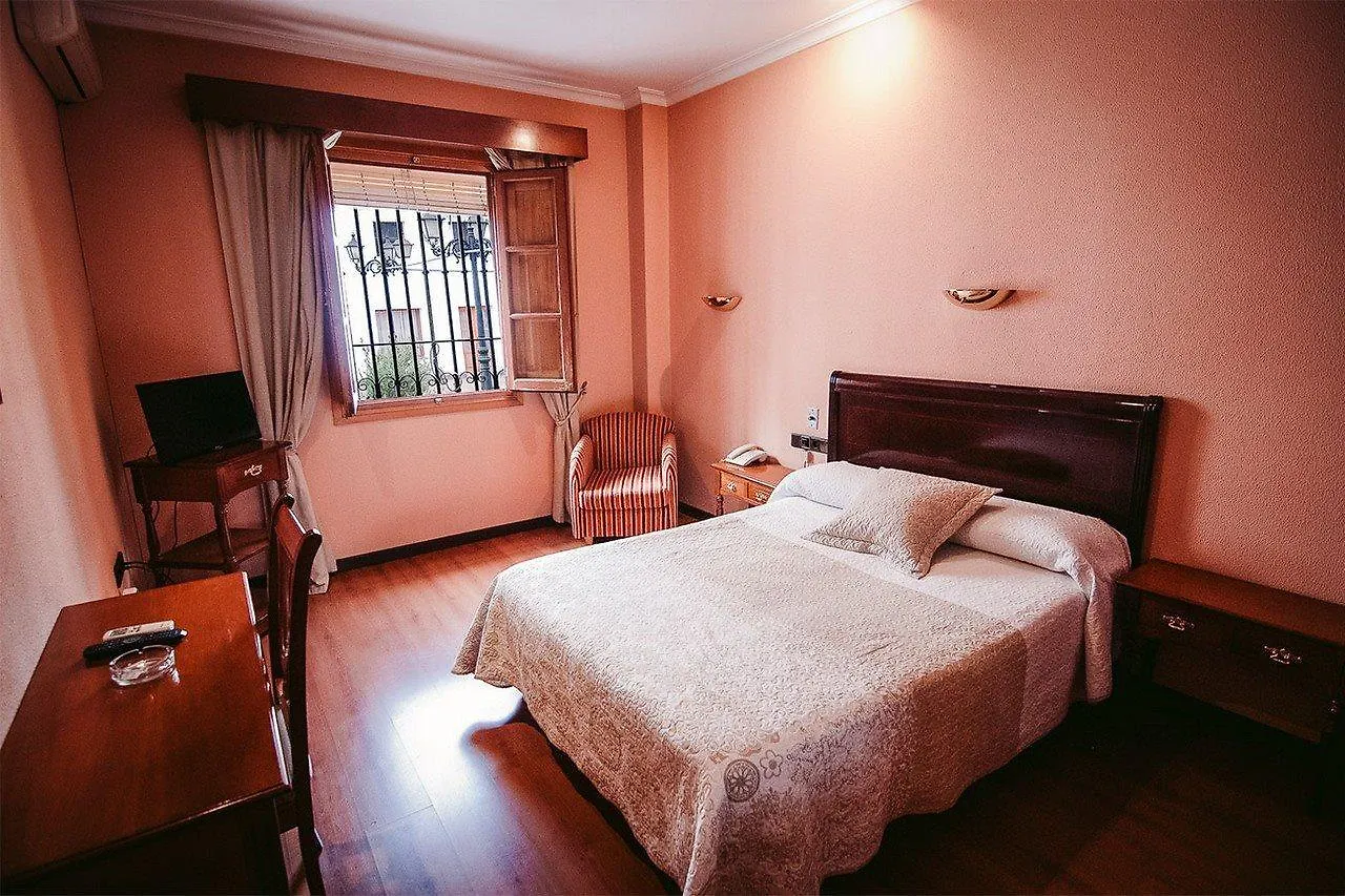 Hotel Los Castanos Aracena 2*,  Espanha